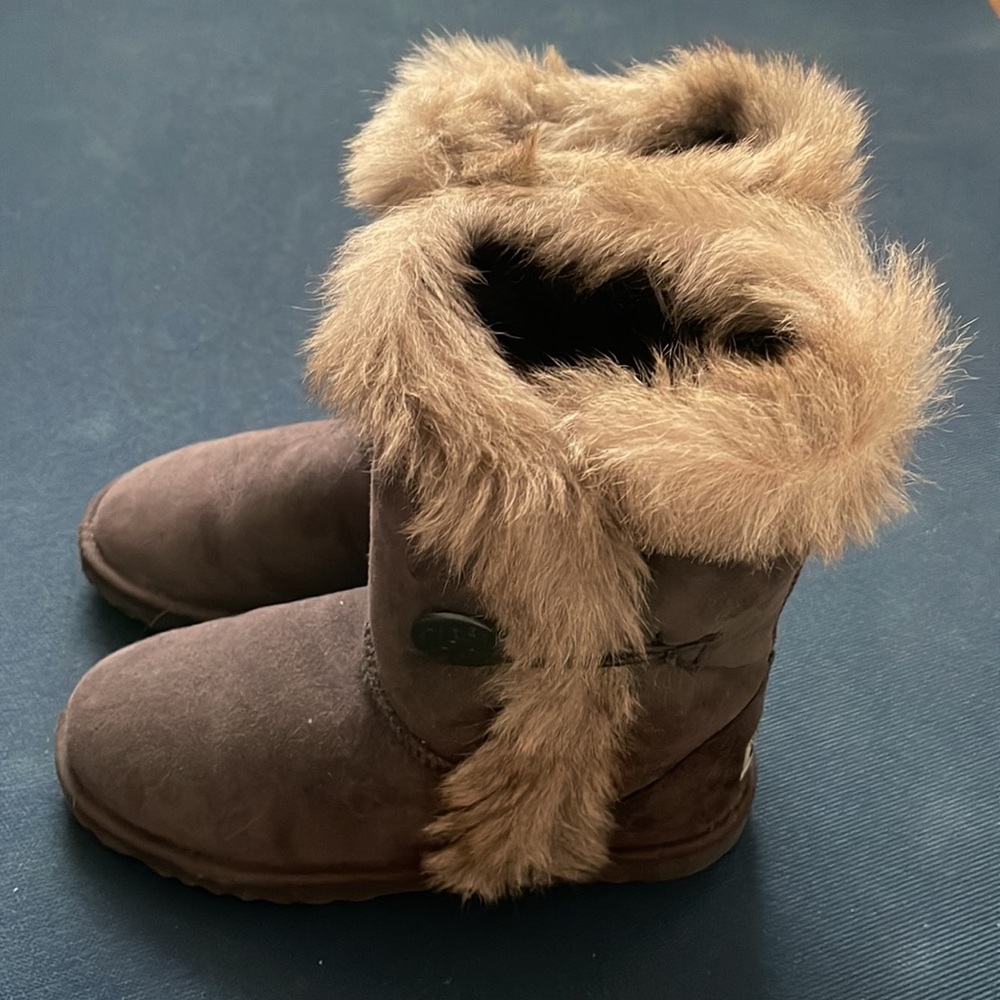 Ugg With Real Fur On Inside Lining And Real Sheep… - image 2